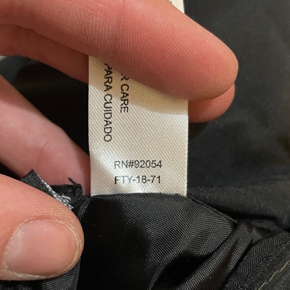 Carolyn Taylor Reversible Zip Up Fleece and Puffer Vest - Picture 13 of 14